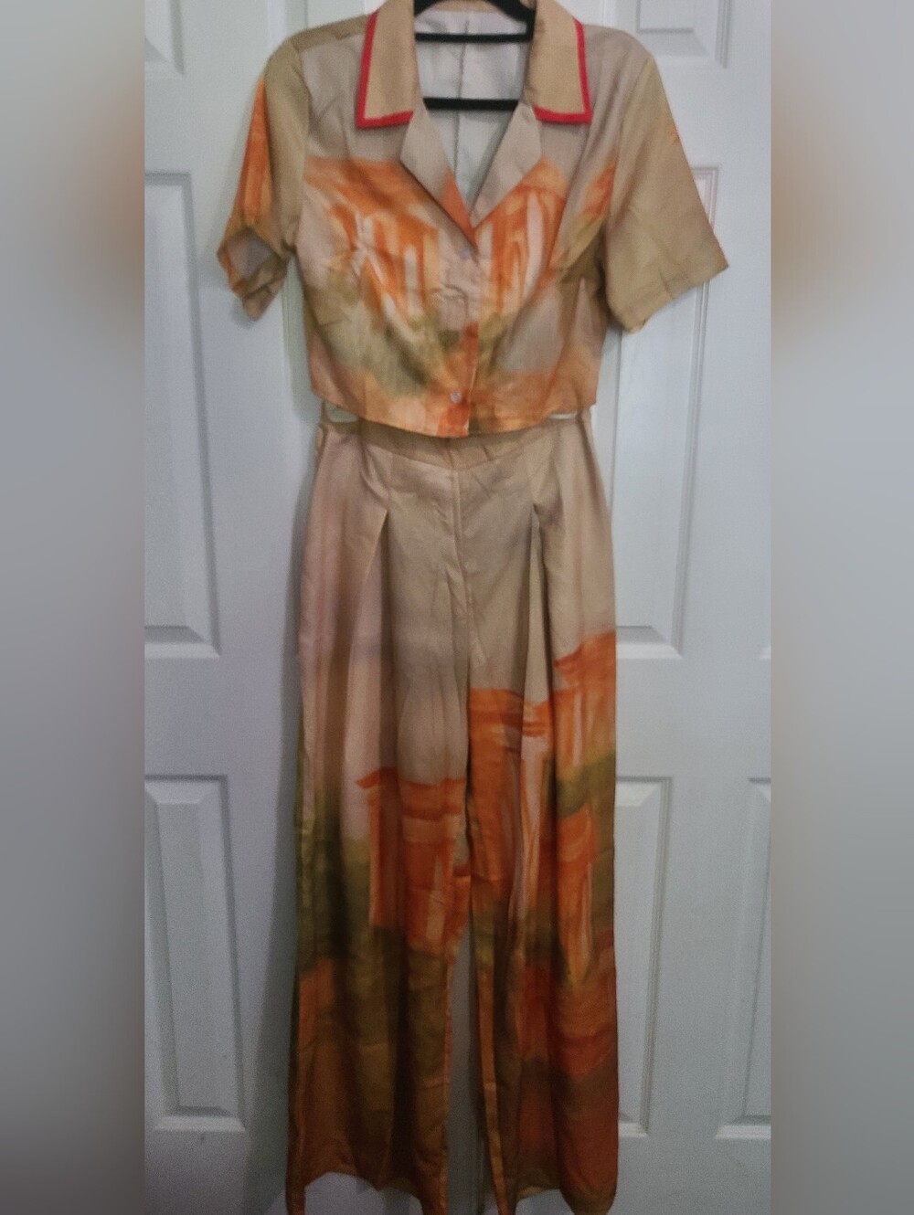 Wide-Leg Pants & Crop Top Set in Beige with Orange Print